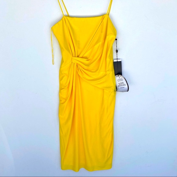 Adrianna Papell • Spaghetti strap yellow dress - Picture 2 of 7